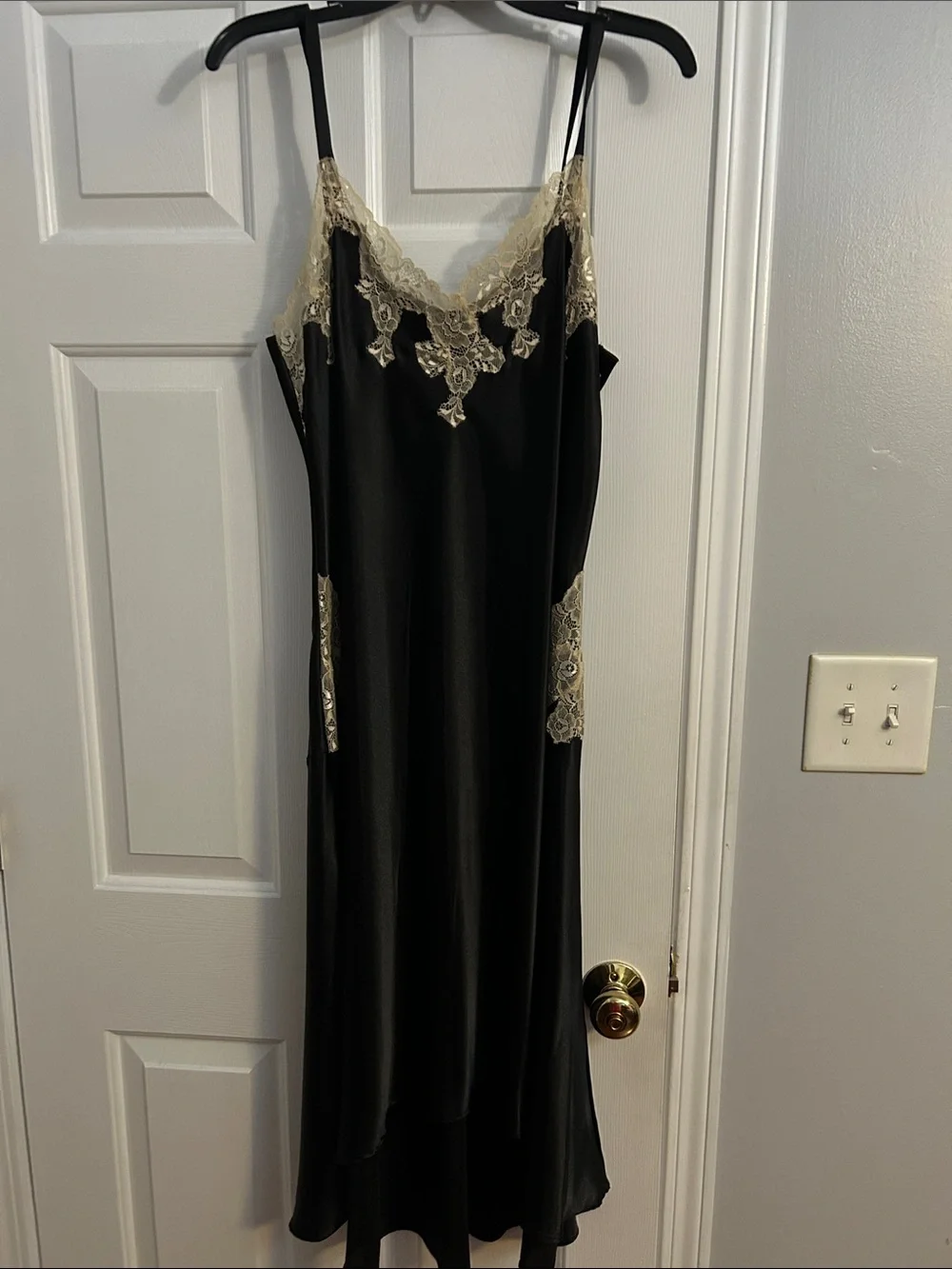 Jones New York Black Satin Chemise with Champagne Lace Trim